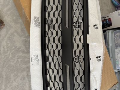 03-07 Chevrolet Silverado Front Grill w/ Inserts Matte Black