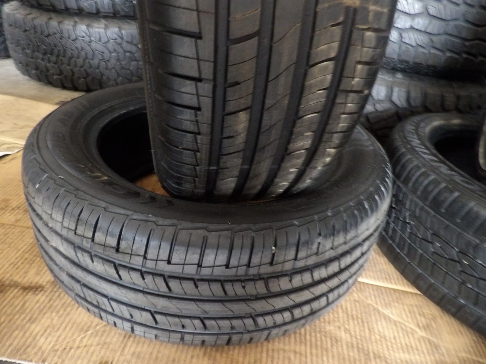 215/55R17 MASTERCRAFT STRATUS PAIR OF TWO USED TIRES