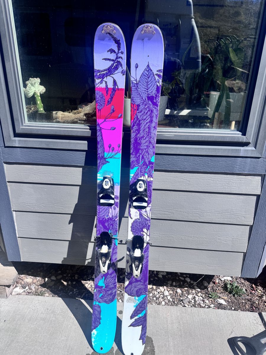 K2 Miss Directed Skis 159 CM W/Rossignol Bimdings