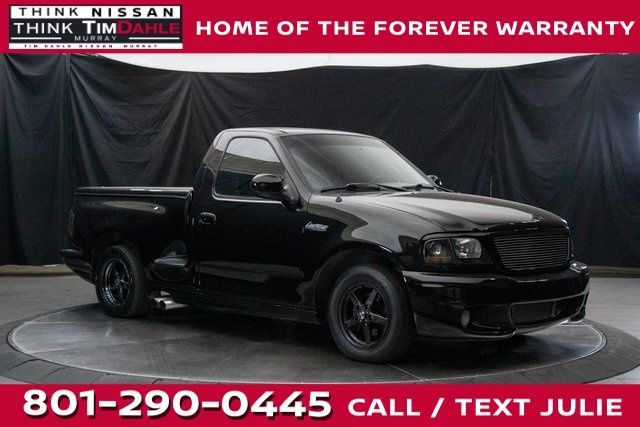 2002 Ford F-150 SVT Lightning Base