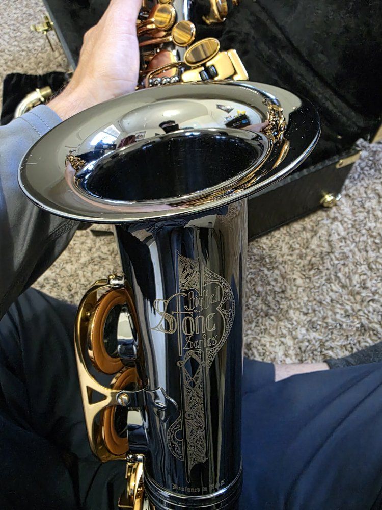 Main image 3