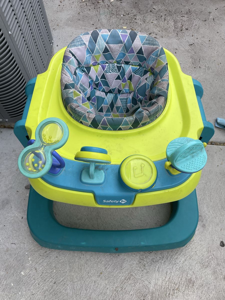 Baby walker $10