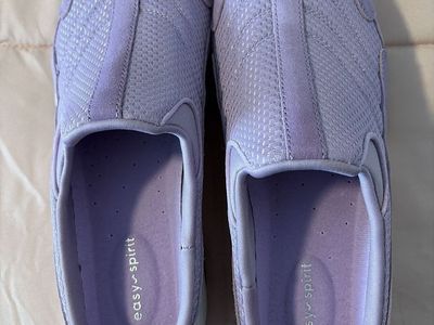 Easy spirit shoes. Brand new!