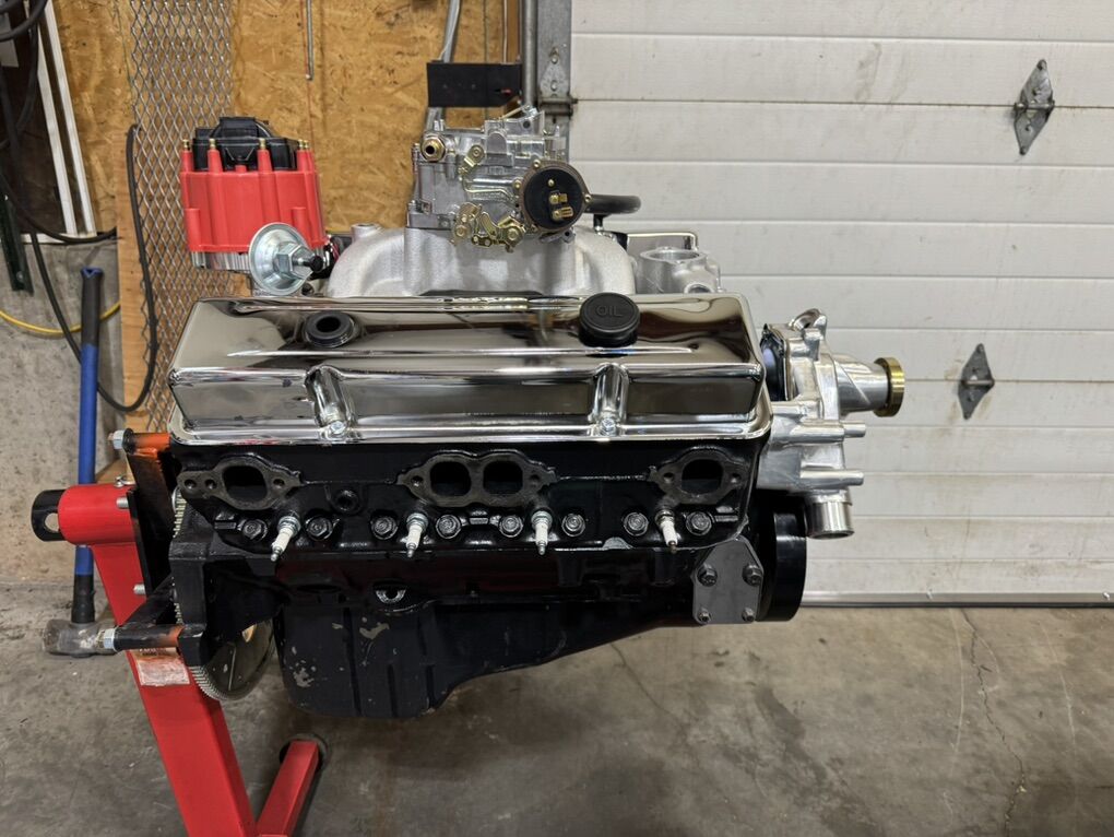 Chevy SBC 350 Motor