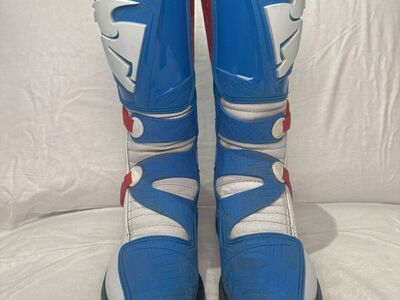 Thor Blitz Men’s 10 BlueWhite& RedMotorcycle Boots