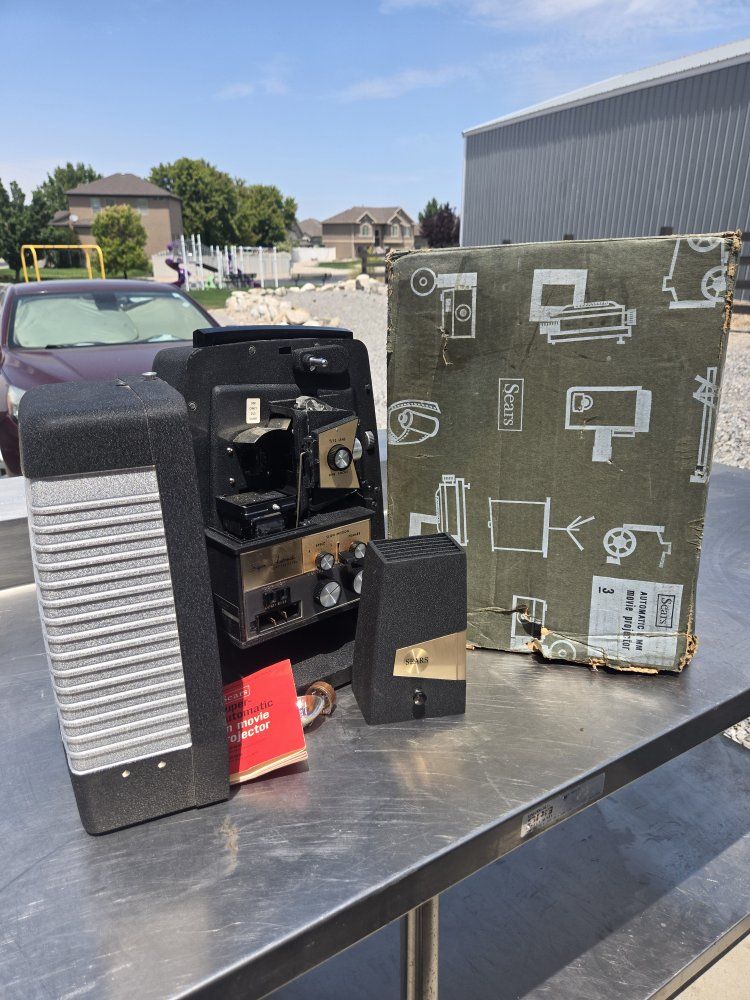Sears Super-Automatic 8mm Movie Projector w/ f/1.2 Varizoom Lens & Original Box