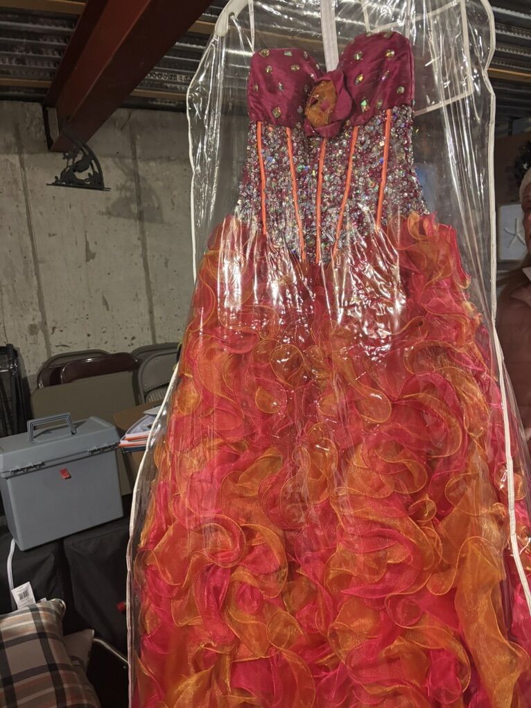 Beautiful Formal Dress Size 1