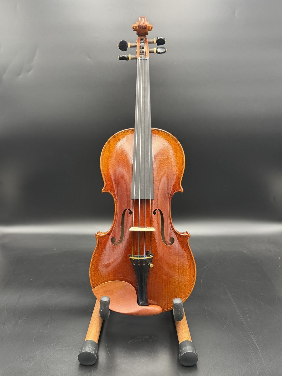 Main image 5