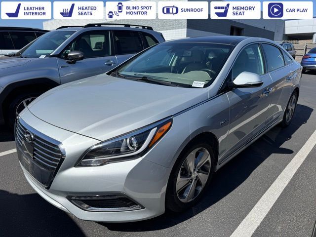 2017 Hyundai SONATA Hybrid Limited