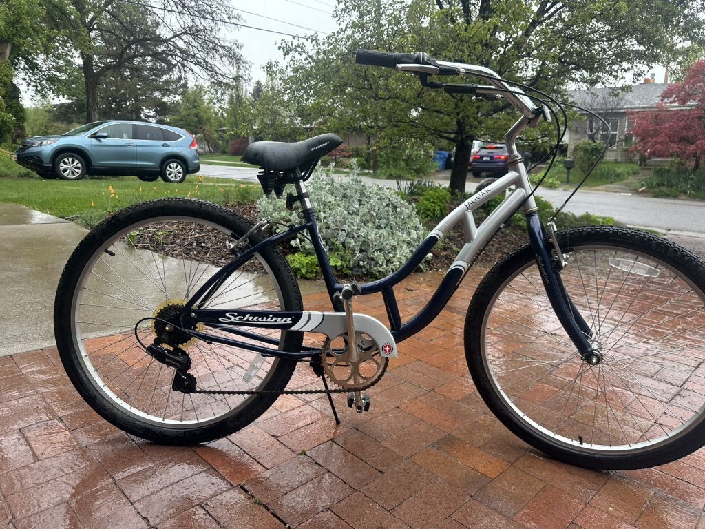 Schwinn Jaguar 26 - Cruiser Bike - 7-speed