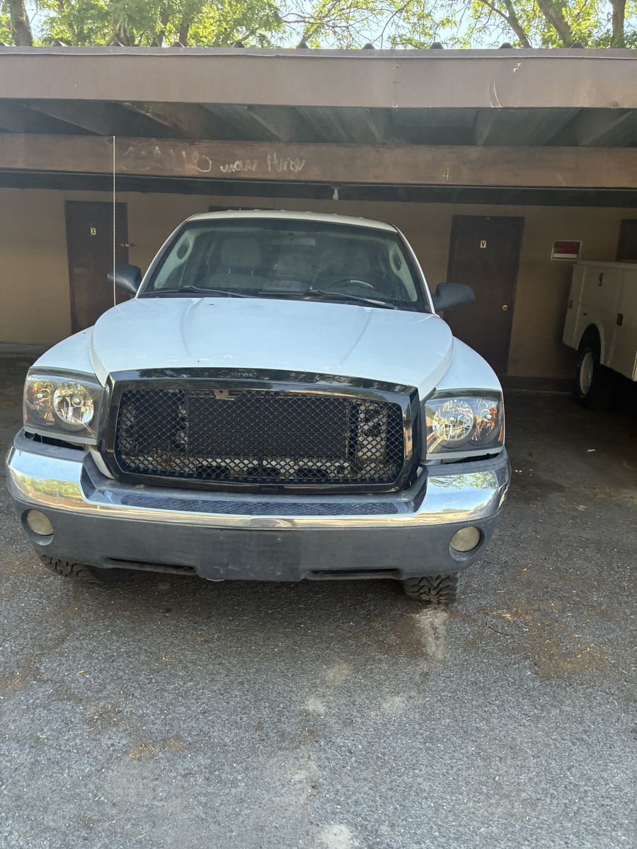 2007 Dodge Dakota 