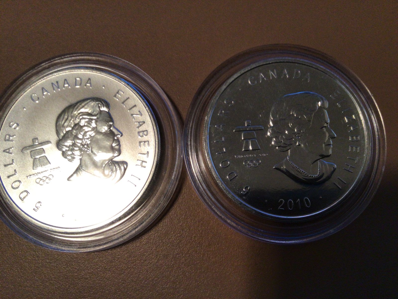 2009 and 2010 Canadian Vancouver Olympics 1oz silver coins Hockey Totem