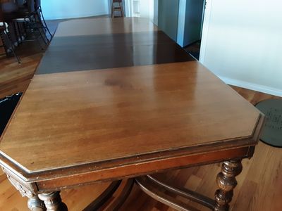 Dinning table and chairs