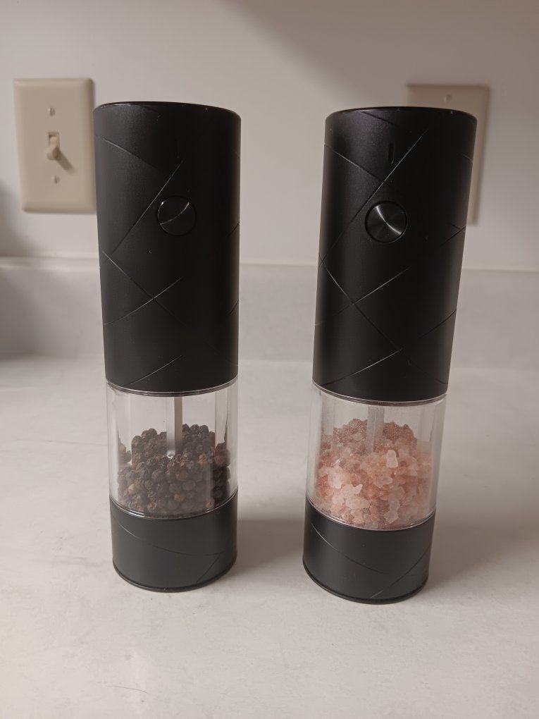 Used Electric Salt & Pepper Grinder Set - Black, Adjustable