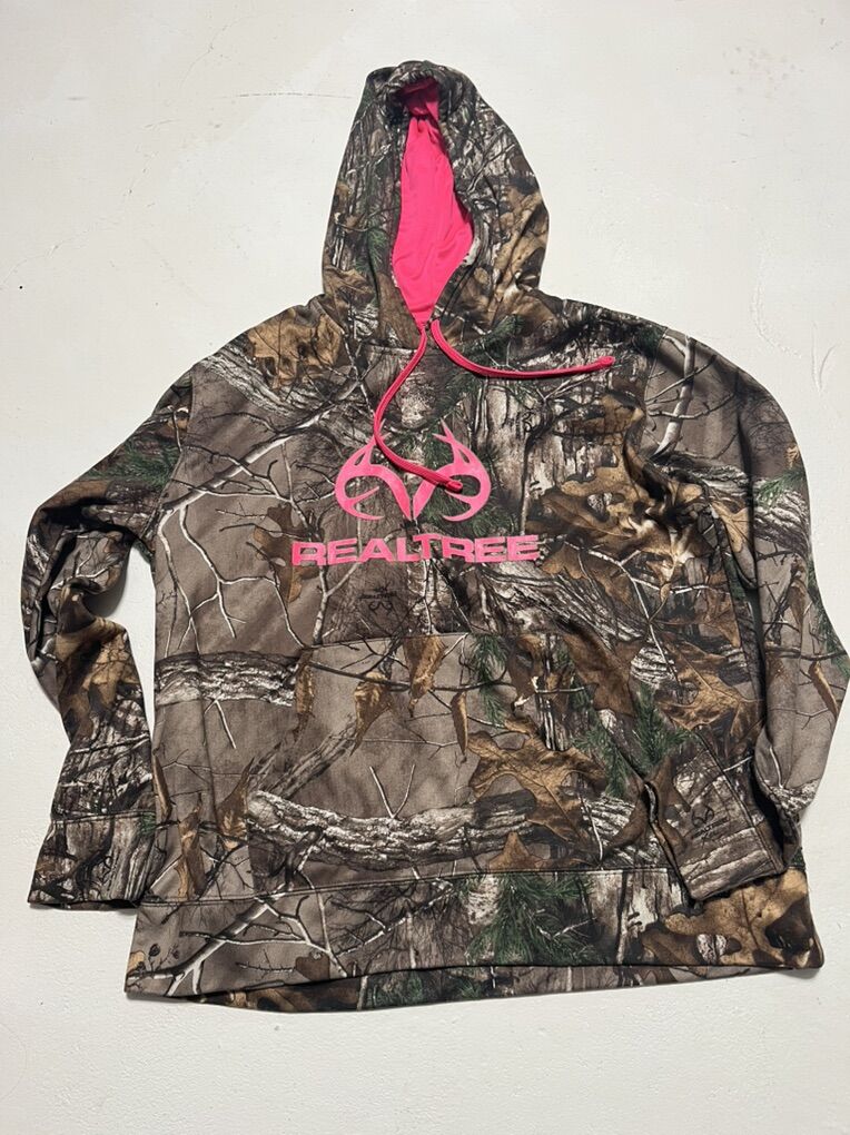 Real tree XL kids or S adult camouflage hoodie
