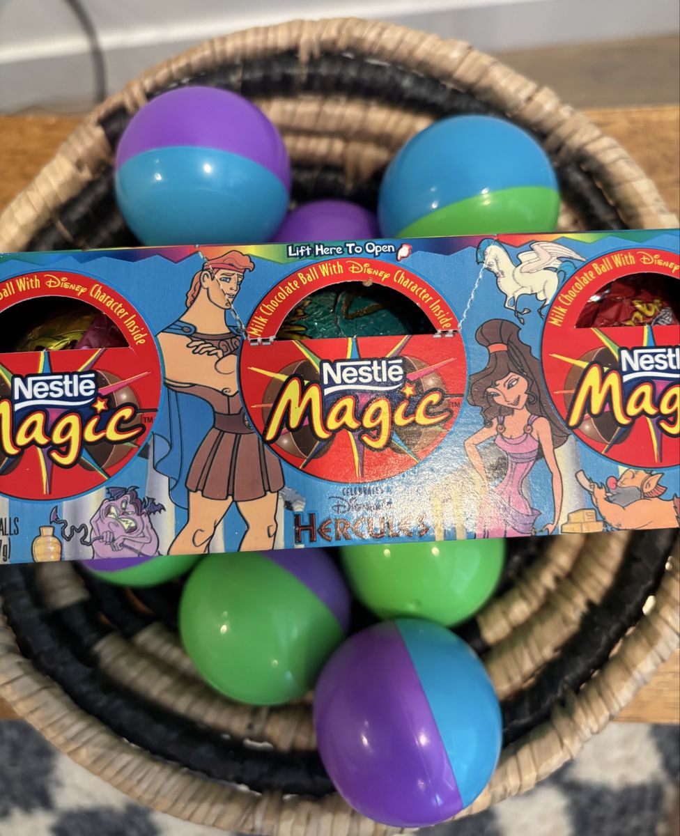 1997 Nestle Magic wonder ball MYSTERY LOT