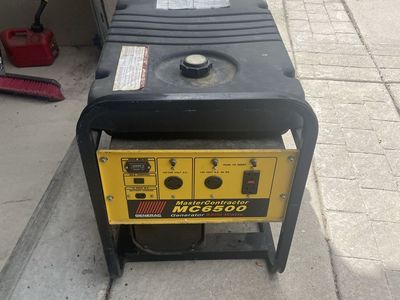 Generac Master MC6500W Portable Generator - 331 Hours, 120/240V AC, Runs Great!