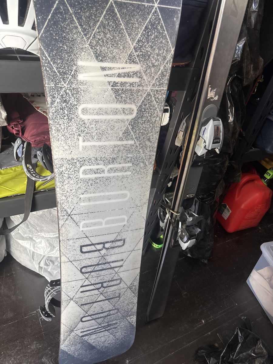 Skis and snowboard ( + gear )