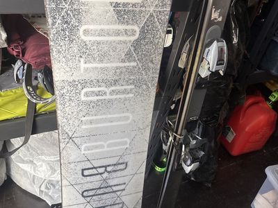 Skis and snowboard ( + gear )