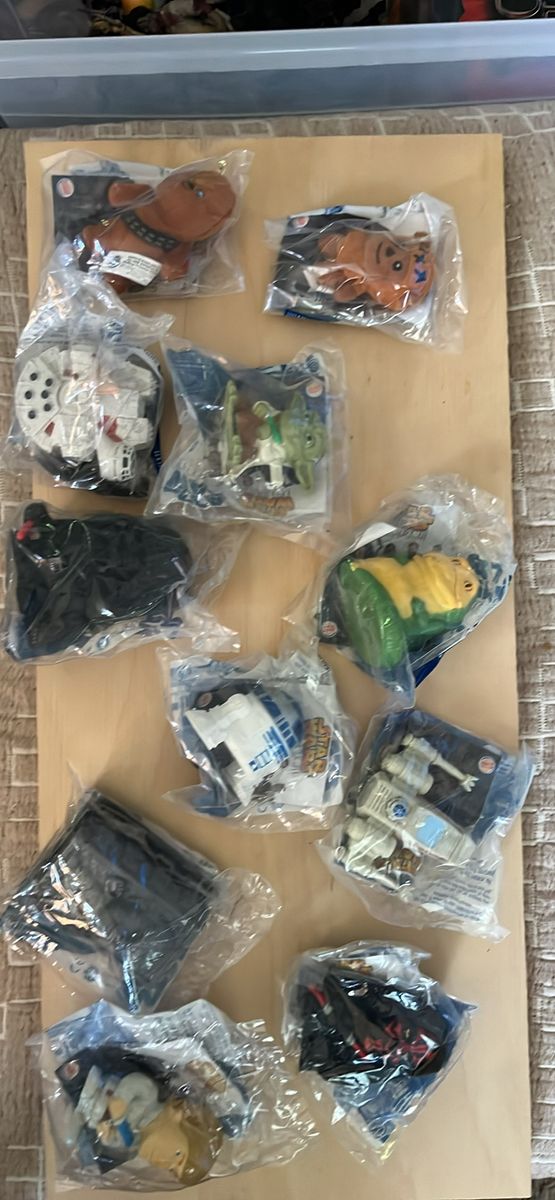 Star Wars Burger King collectibles 2005 SEALED