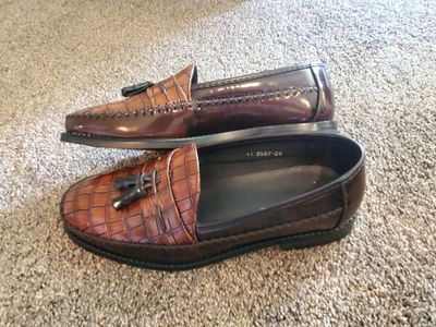 Fake Reptile Skin Loafers Womans Size 6