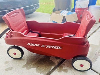 Radio Flyer Red Wagon