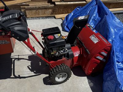 Almost new snowblower