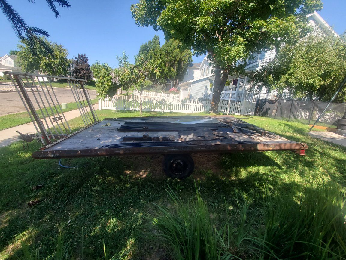 Utility trailer - Tilt Deck trailer