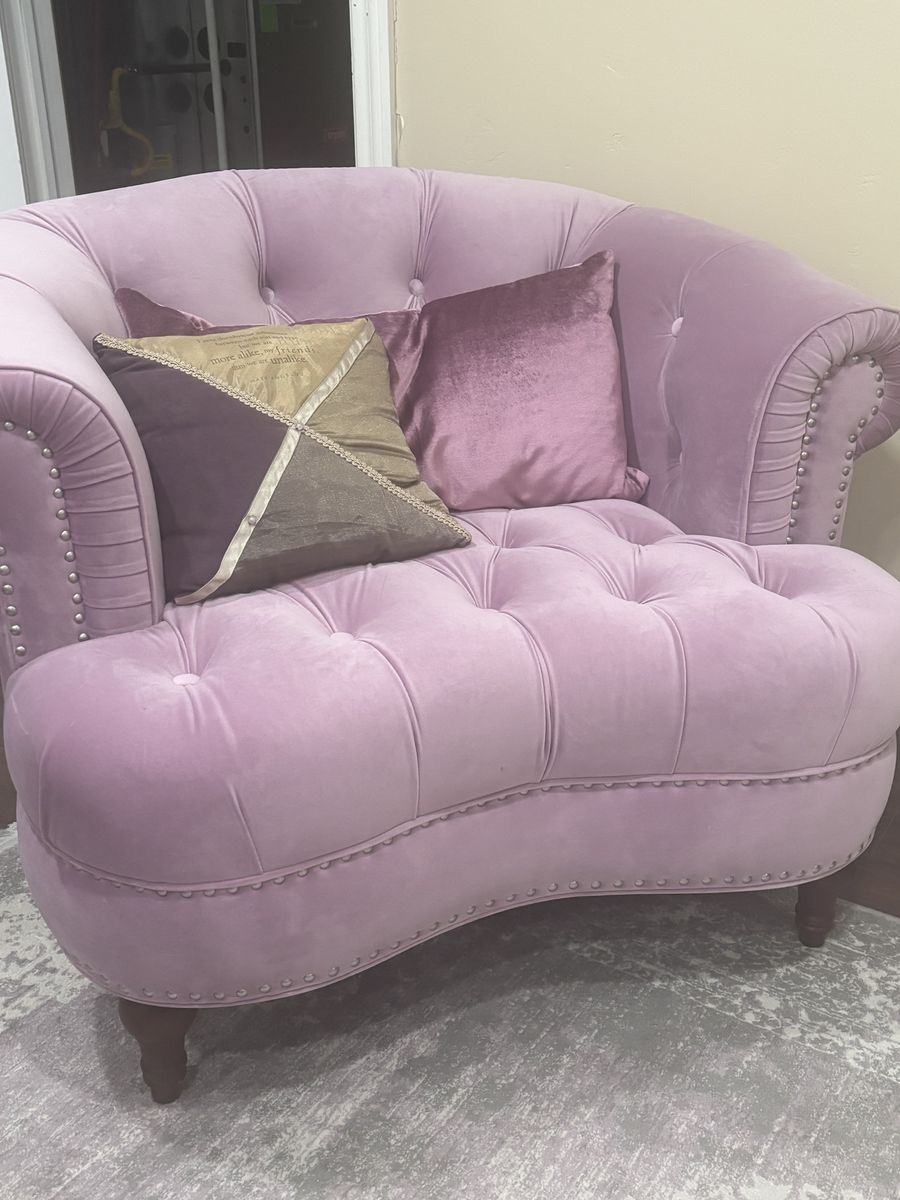 REDUCED! Jennifer Taylor La Rosa Lavender Velvet Chair $550 OBO