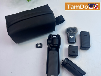 DJI Osmo Pocket 3 Creator Combo 4K Vlogging Camera w/ Mic 2 & Bag
