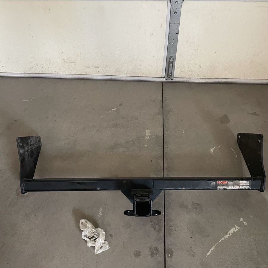Trailer Hitch Receiver 2”- Toyota RAV4 & Hybrid 