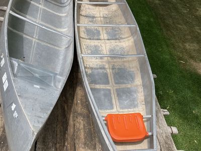 Canoes - Aluminum - 2 avail