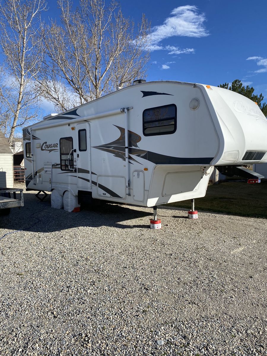 2006 Cougar Fifth Wheel 278EFS