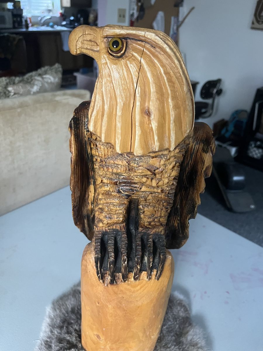 2 ft Carved Wooden American Bald Eagle with Realistic Glass Eye Hand Made USA
