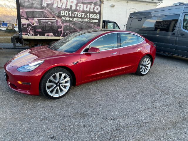 2019 Tesla Model 3 Performance