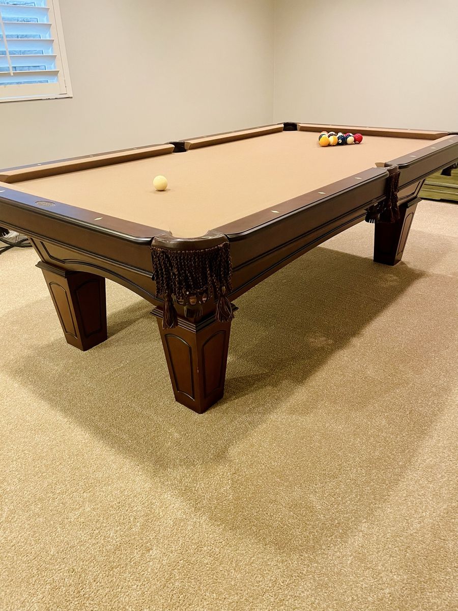 Beautiful 8-foot Spencer Marston pool table