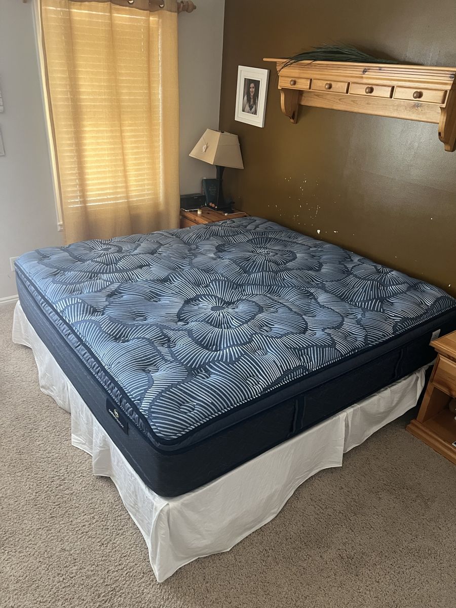 Serta Perfect Sleeper King Size Mattress - Plush Comfort for Restful Sleep