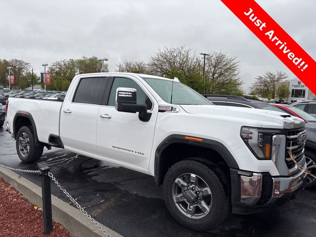 2025 GMC Sierra 3500HD SLT