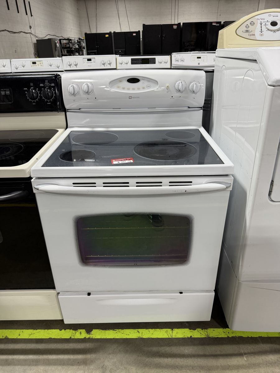 Maytag White Electric Range with Glass Cooktop