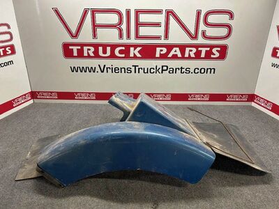 Volvo Fender Extension
