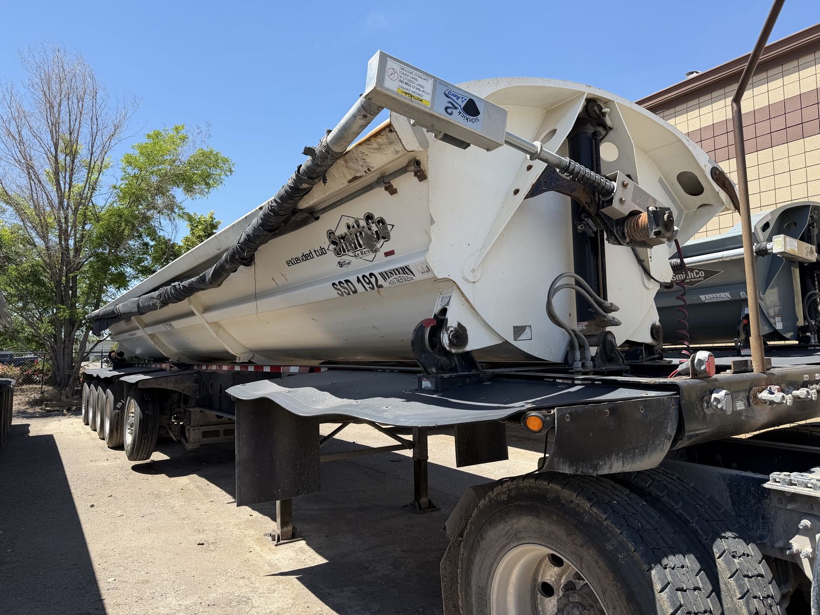5 Axle Smithco Super Side Dump - Peterbilt & Kenworth Too