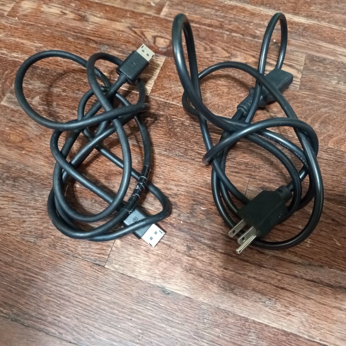 Display Port cable and computer power cable