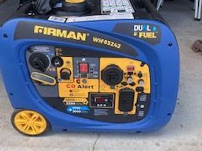 FIRMAN WH03242 Dual Fuel 3200W/4000W Portable Generator with CO Alert
