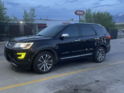 2017 FORD EXPLORER Platinum