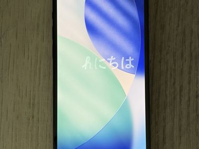 iPhone 13 128GB with 2 Cases & Screen Protector (Midnight)