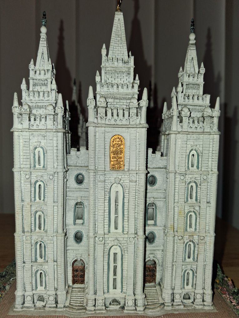 Main image 2