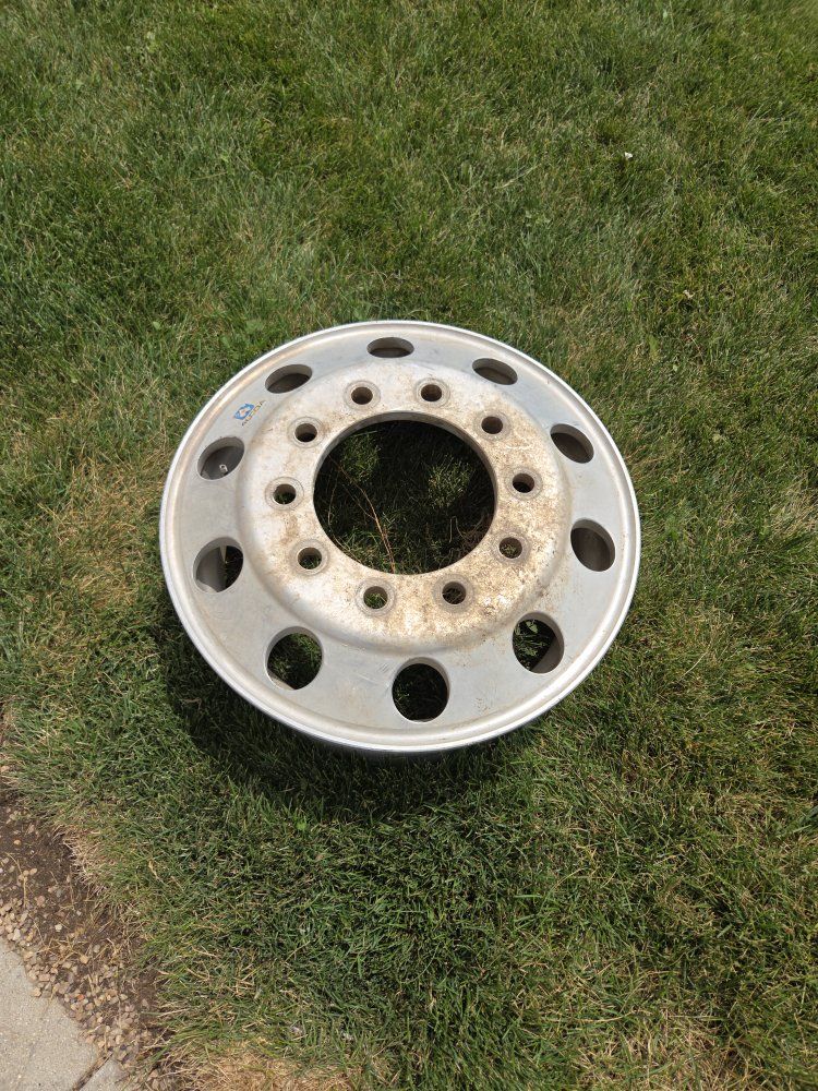 Used Semi-Truck Aluminum Wheel Rim