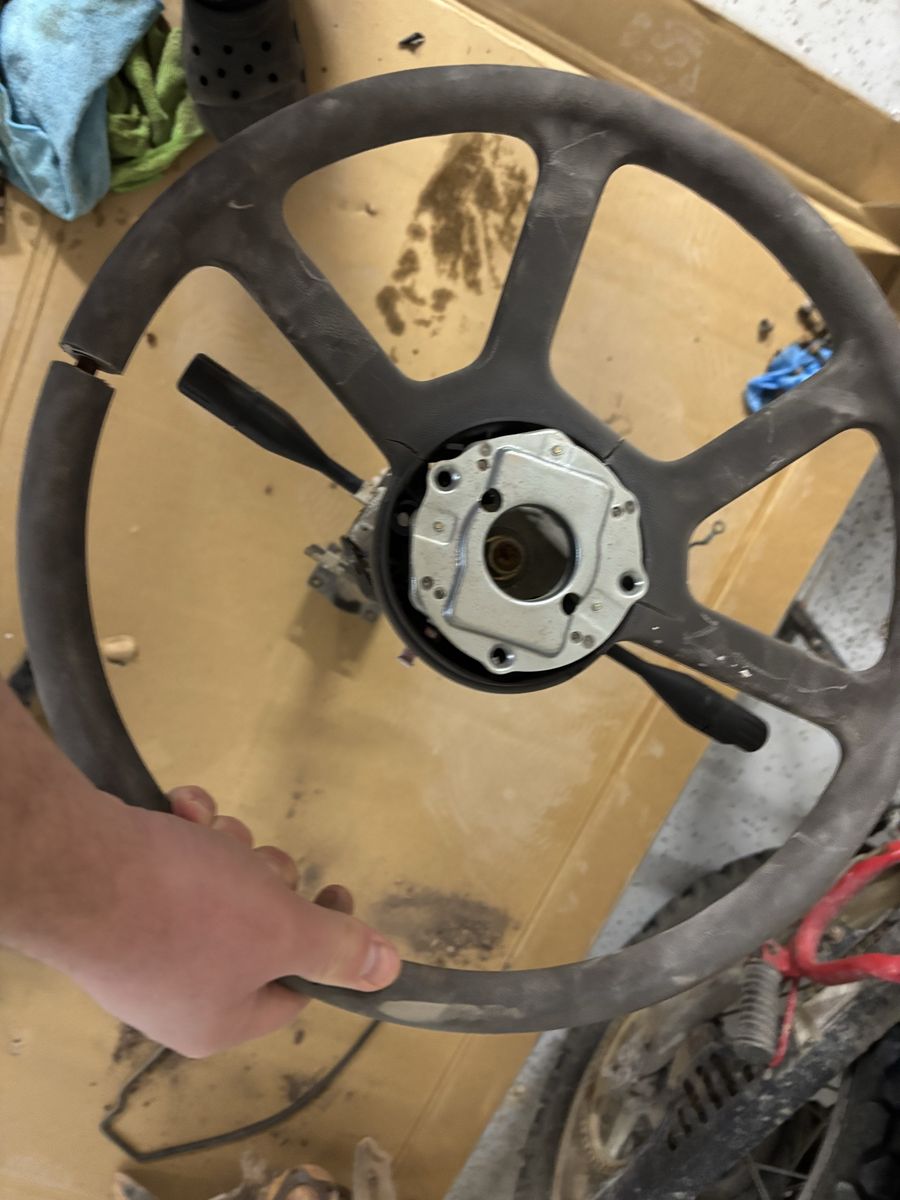 Suzuki Samurai Steering Wheel and Shaft