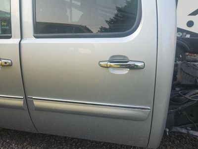 2013 GMC Sierra 1500 Silver Truck Rear Door Assembly with Interior Panel and Chrome Handle