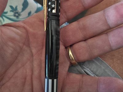American Flag Patriotic Ballpoint Pen - Black & Gold Tone, Stars & Stripes Design